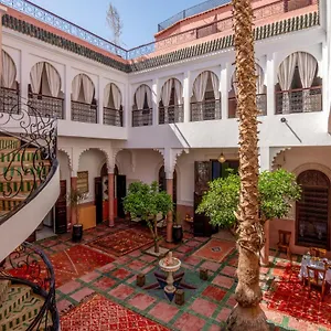 riad-dar-nejma.marrakeshhotelsmorocco.com/